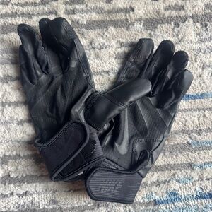 Black Nike Gloves